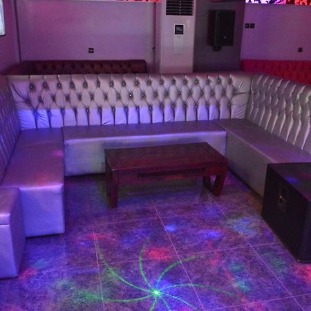 Nikita Hotel Yaounde Ngoại thất bức ảnh
