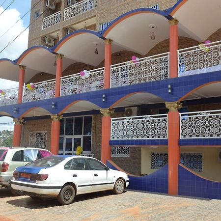 Nikita Hotel Yaounde Ngoại thất bức ảnh