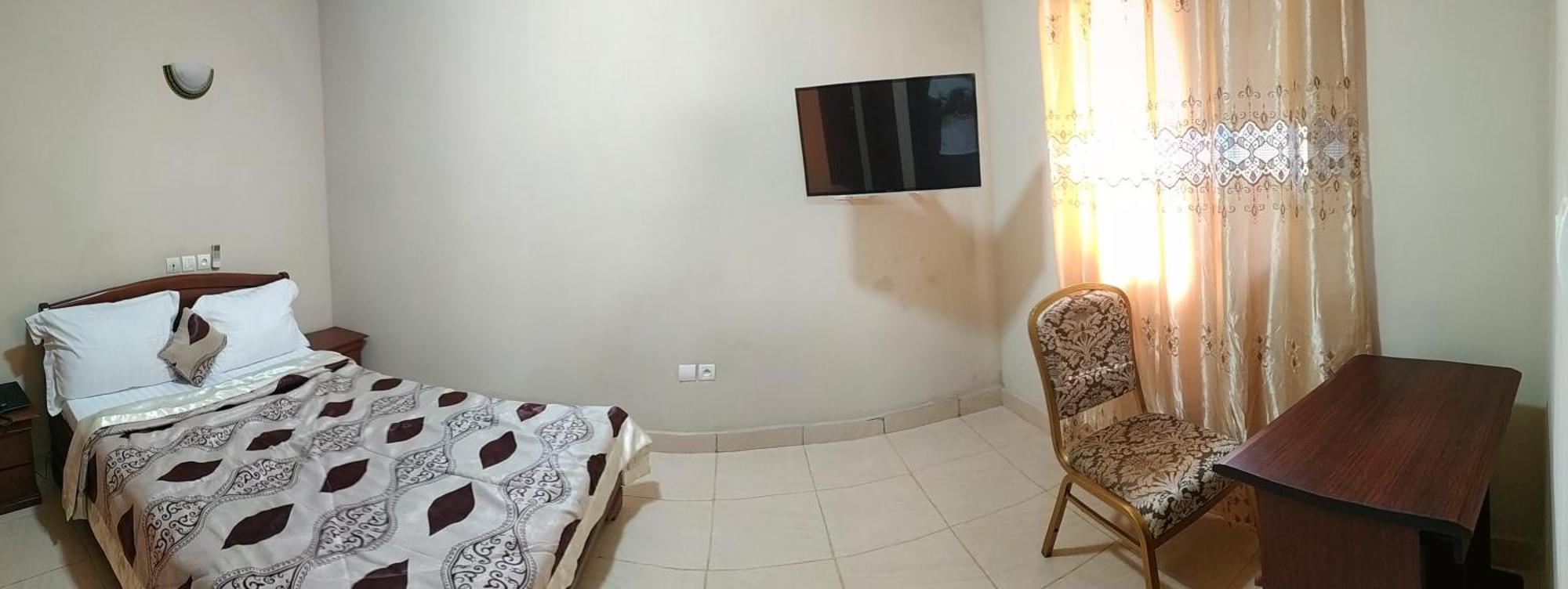 Nikita Hotel Yaounde Ngoại thất bức ảnh