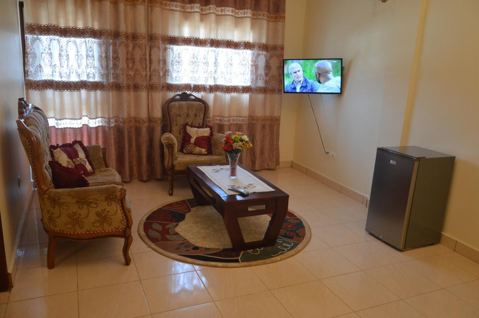 Nikita Hotel Yaounde Ngoại thất bức ảnh