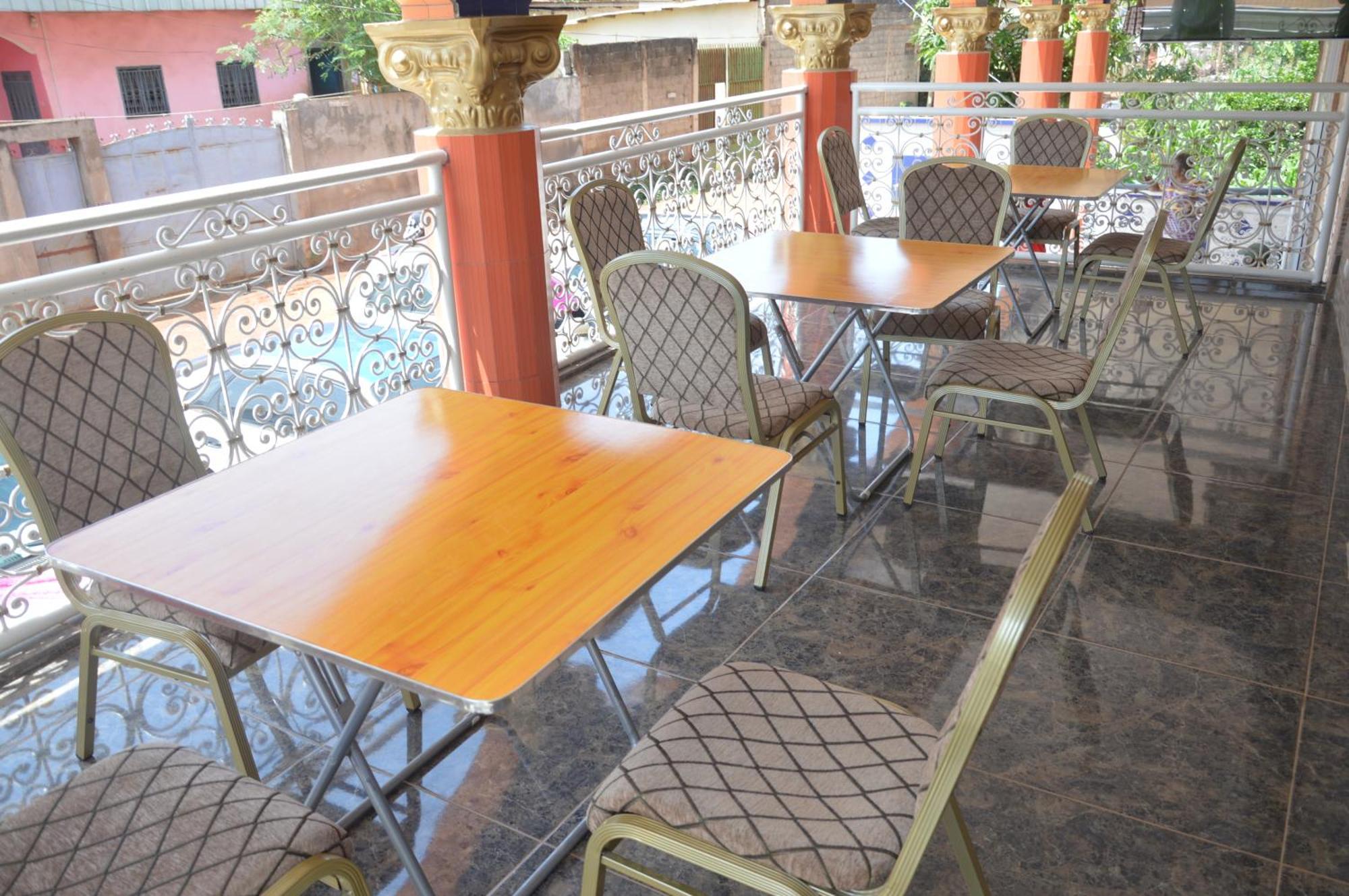 Nikita Hotel Yaounde Ngoại thất bức ảnh